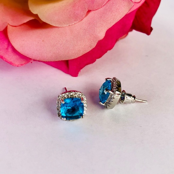 London Blue Topaz Silver Stud Earrings - Picture 3 of 5